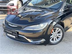 Chrysler 200